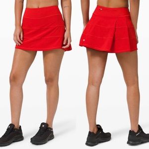 Lululemon Pace Rival Skirt (Tall) *4-way Stretch 15" in
Dark Red